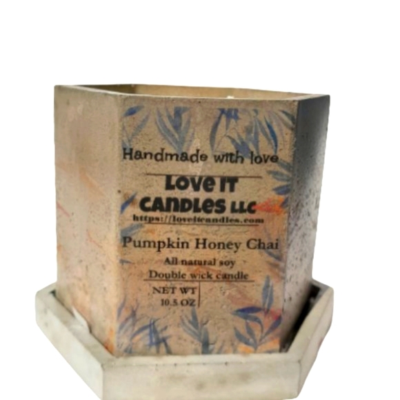 Fall Scented Soy Wax Candle Pumpkin Honey Chai 10.5 0z - Picture 2 of 6